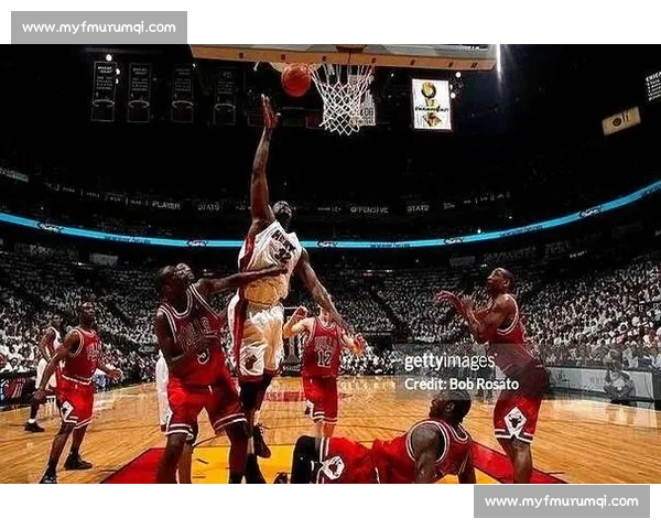 韦德自曝 2010 年差点加盟公牛 詹姆斯关键来电改写联盟格局